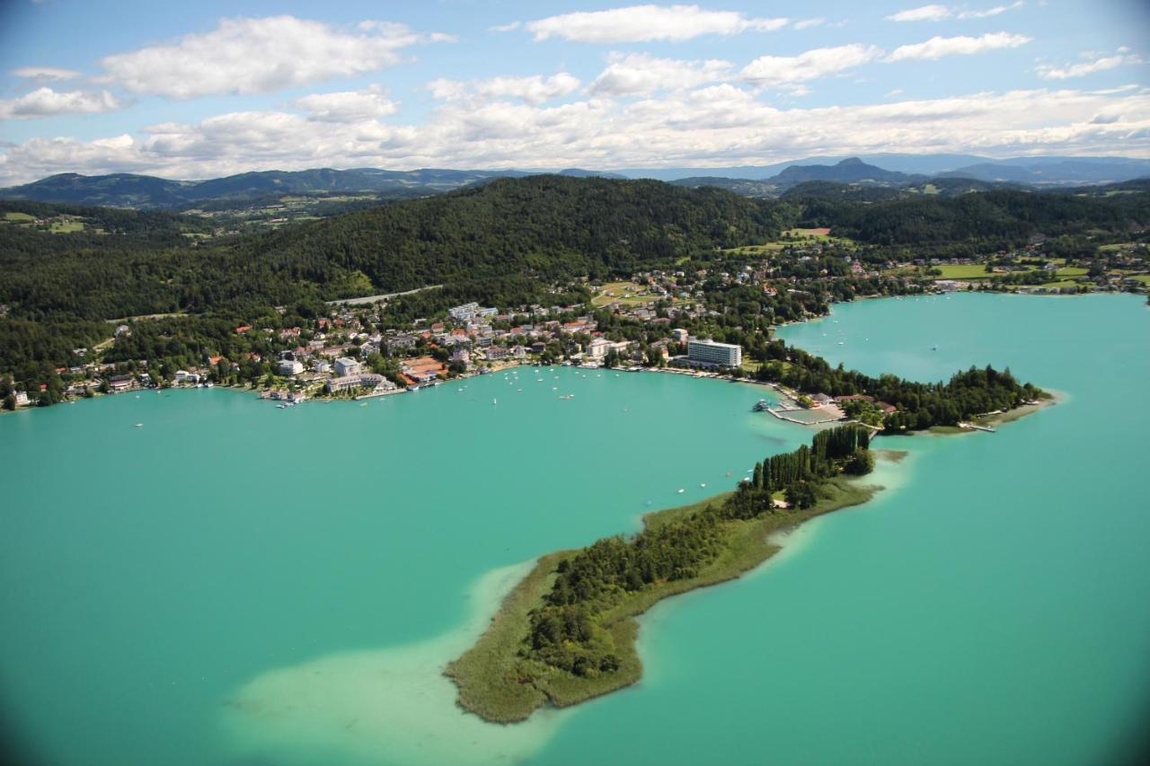 Ferienhaus Kleine Gartenvilla Portschach am Woerthersee Exterior photo